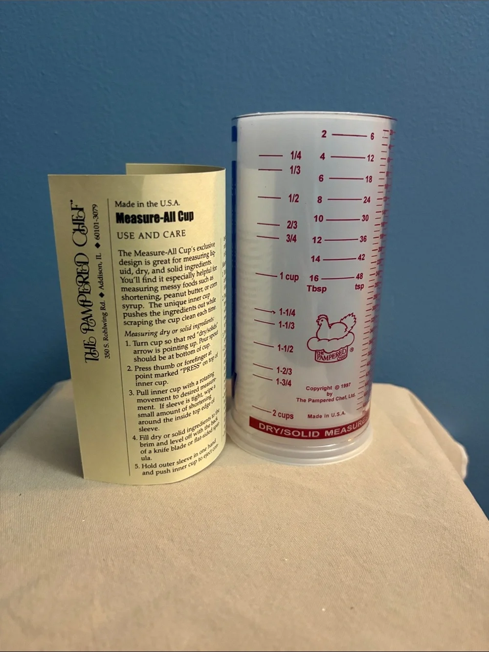 The Pampered Chef Clear Measuring Cup for Solids and Liquids